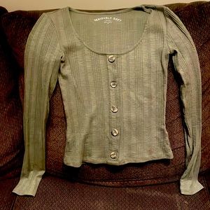 Seriously Soft Olive Shirt Size Small